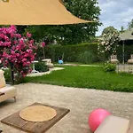 ゲストハウス The House Of Roses エフォリエ・ノルド