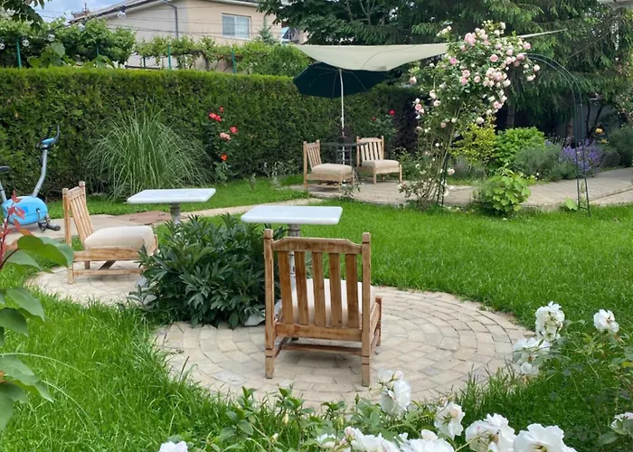 The House Of Roses 4*