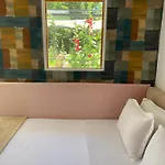 The House Of Roses Guest house
