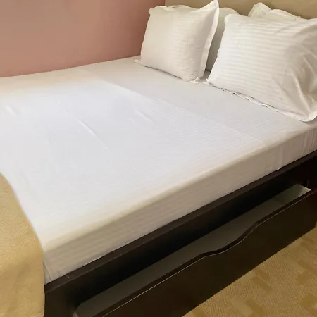 The House Of Roses 4*