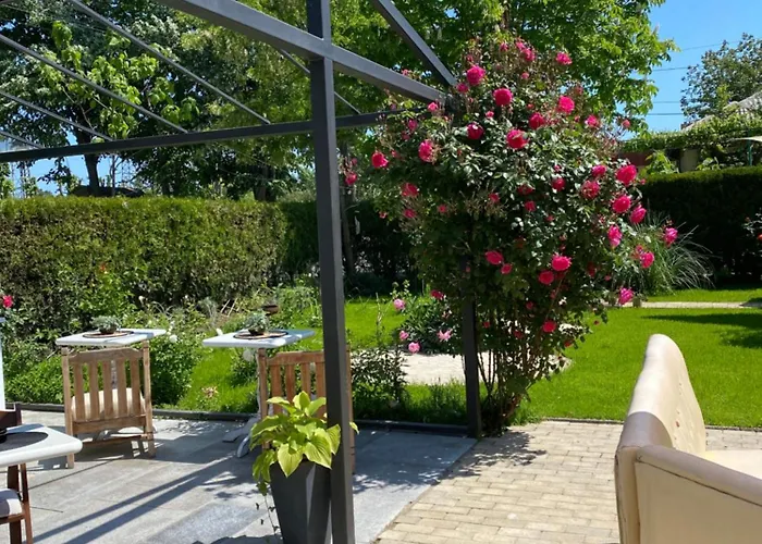 Penzion The House Of Roses Eforie Nord