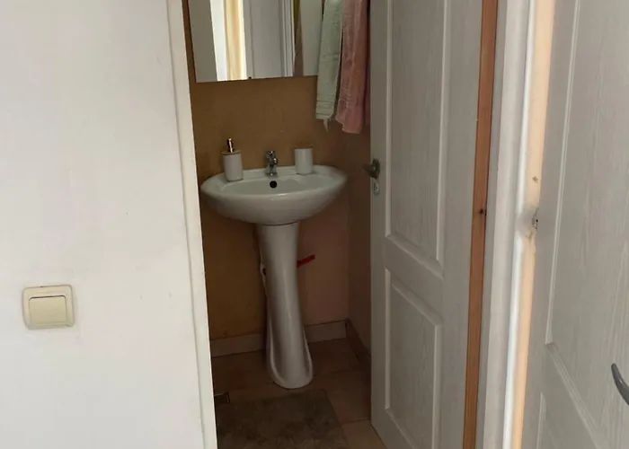 The House Of Roses Gæstehus 4*